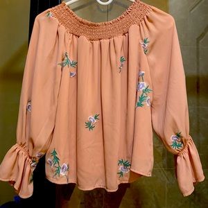 Super cute fall blouse